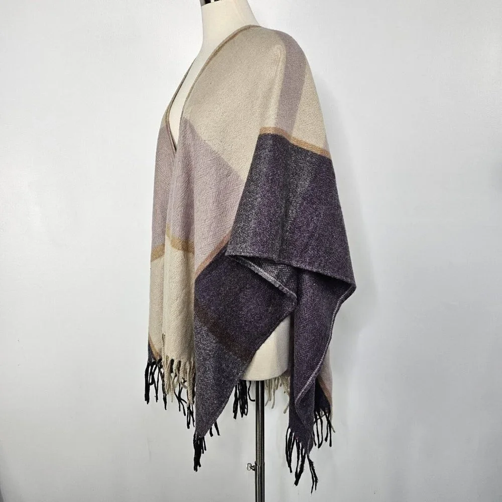 Woolrich Multicolor Plaid Rectangular Fringe Cozy Blanket Wrap One Size Gray Tan